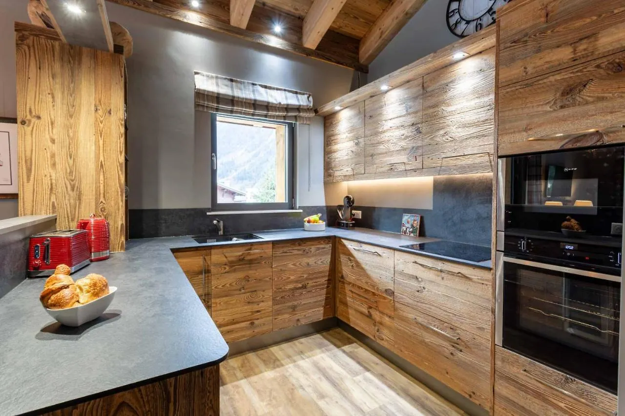 Apartment Chalet Des Amis Appt 2 - Chamonix All Year